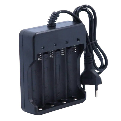 Зарядний пристрій для акумуляторів 18650 MS-204A на 4 слоти з вилкою