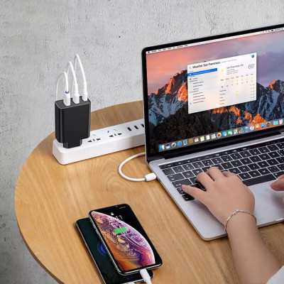 Зарядний пристрій Baseus 2 USB, Type-C 60W Speed PPS 60W black (CCFS-G01) Зарядний пристрій Baseus 2 USB, Type-C 60W Speed PPS 60W black (CCFS-G01)